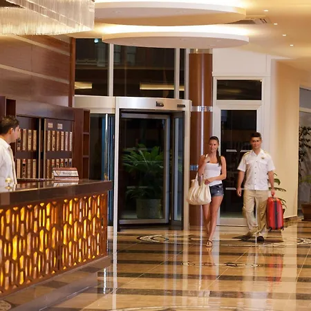 Diamond Hill Готель