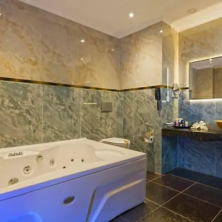 Hotel Diamond Hill 5*